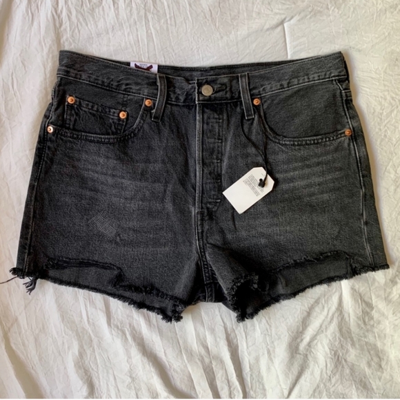 Levi's Faded Black Grey High Rise Button Up Jean Short Size 31 - Picture 6 of 13